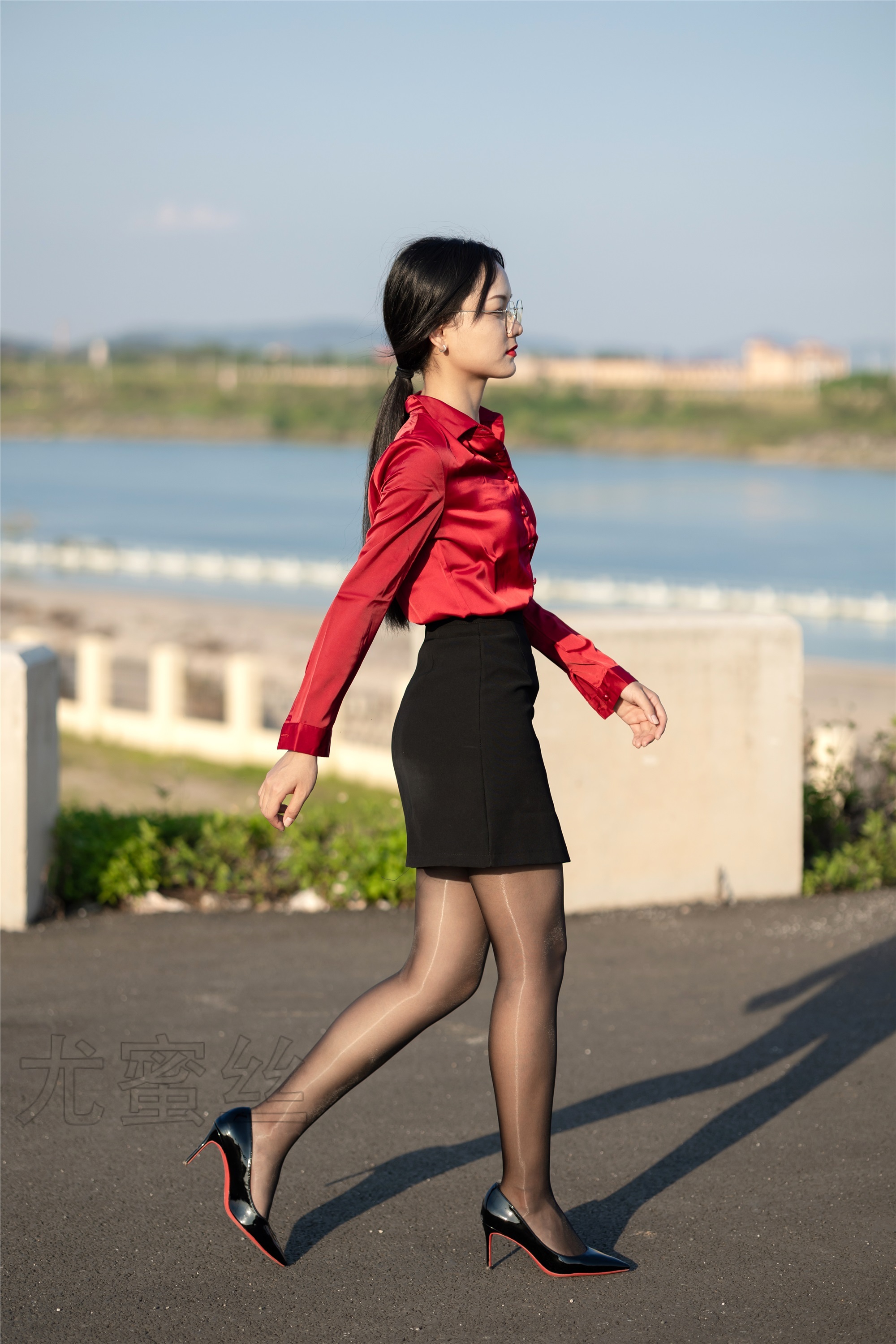 尤蜜丝 穿搭写真 NO.080